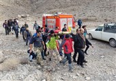 اصفهان| 2 فرد گمشده در ارتفاعات نائین پس از ساعتها تلاش نجاتگران پیدا شدند