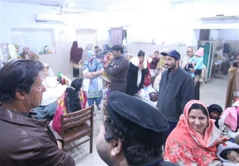 بازدید سرزده عمران‌خان از بیمارستان‌های دولتی و گرم‌خانه‌های پاکستان
