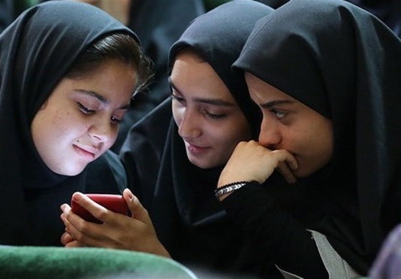 25 میلیون نفر از کاربران فضای مجازی ‌ایران را جوانان‌ تشکیل می‌دهند