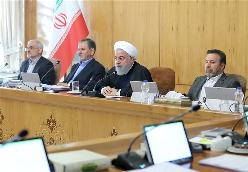 روحانی:اشتغال جوانان و تامین معیشت مردم دو اولویت اصلی ماست