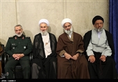 دیدار هزاران نفر از مردم قم با رهبر معظم انقلاب