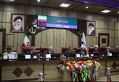 ایلام| انتقال تجارب استانداران ادوار برای حل مشکلات مردم استان ایلام تاثیرگذار است