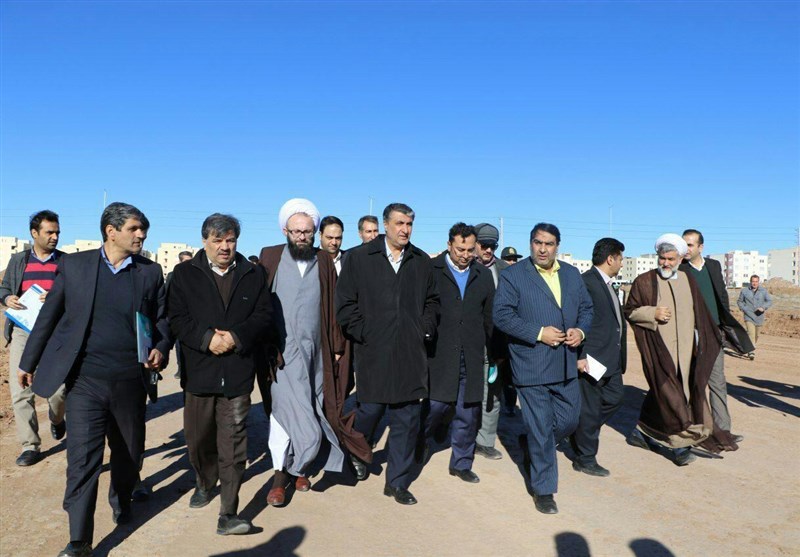 آغاز عملیات اجرایی چند پروژه در بندر امام خمینی با حضور وزیر راه