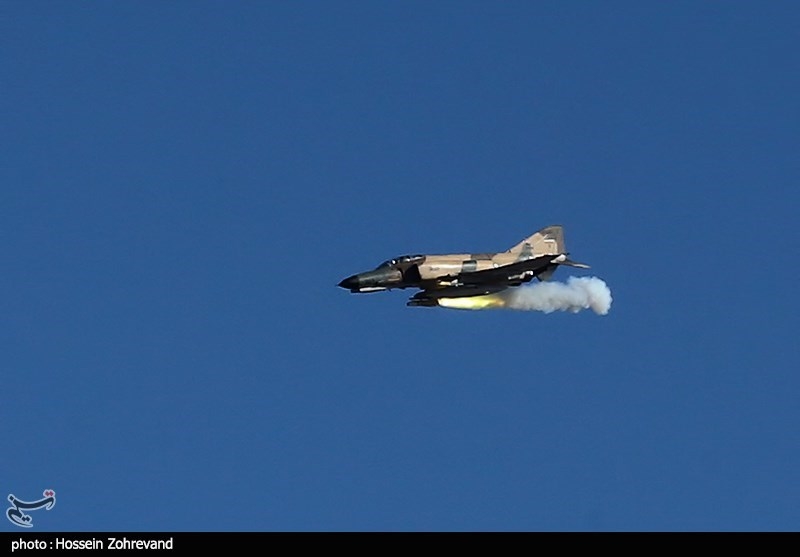 Iran Air Force Uses Homegrown Jet Cameras in Drill