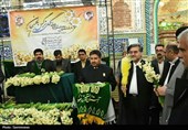 خوزستان| طنین شمیم عطر انگیز گل نرگس بهبهان در حرم مطهر رضوی + تصویر