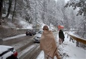 وادی کیلاش میں برفانی تودا آبادی پرگرگیا 12 افراد دب گئے