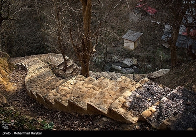 سفر زمستانی به آبشار دود وَزَن