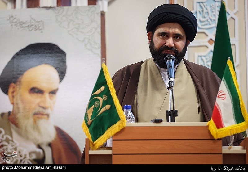 تهران| انقلاب اسلامی فریاد جدایی دین از سیاست را خاموش کرد