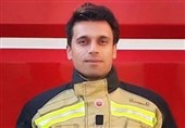 شهید &quot;آتش‌نشان تهرانی&quot; تشییع شد/ از بی‌تابی فرزند 3 ساله شهید تا وعده بررسی وضعیت شغلی آتش‌نشانان
