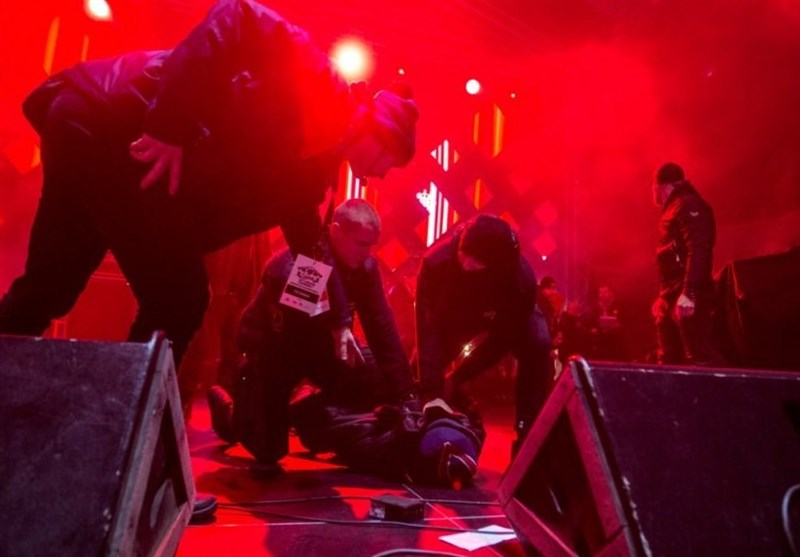 Polish Mayor Stabbed on Stage during Charity Event (+Video)