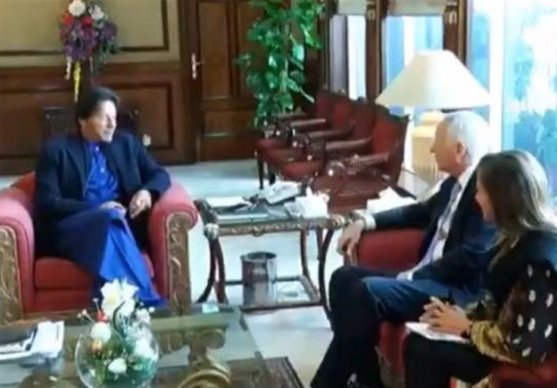 وزیراعظم عمران خان سے سابق امریکی سفیرکی ملاقات