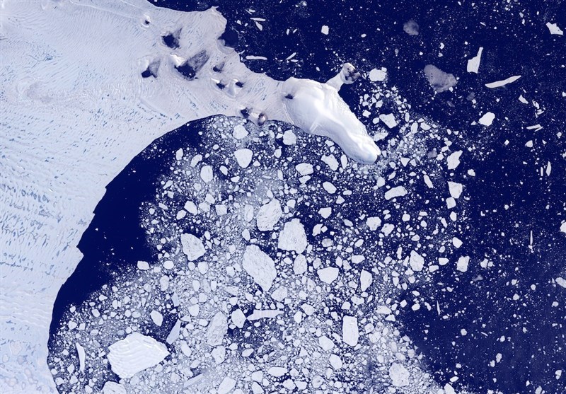 Antarctic Sea Ice Collapse Rises Potential of 10-Foot Sea Level Rise: Study