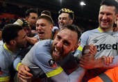 فوتبال جهان|ساوتهمپتون در ضربات پنالتی با جام حذفی انگلیس وداع کرد
