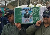 پیکر مطهر شهید قاسمی از شهدای سانحه هوایی ارتش در زادگاهش نهاوند آرام گرفت