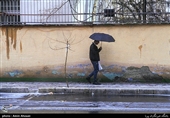 بارش &quot;باران و تگرگ&quot; همراه با رعدوبرق در تهران و بسیاری از استان‌های کشور