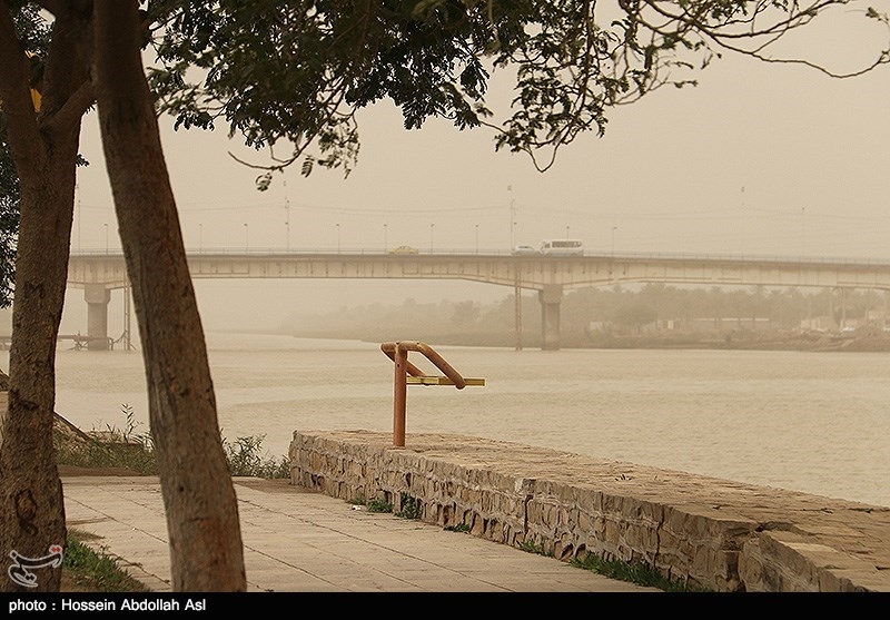 گرد و غبار استان اصفهان را دربرمی‌گیرد