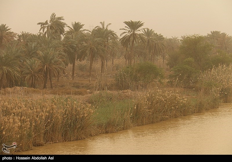 گرد و خاک محلی خوزستان را دربر می‌گیرد
