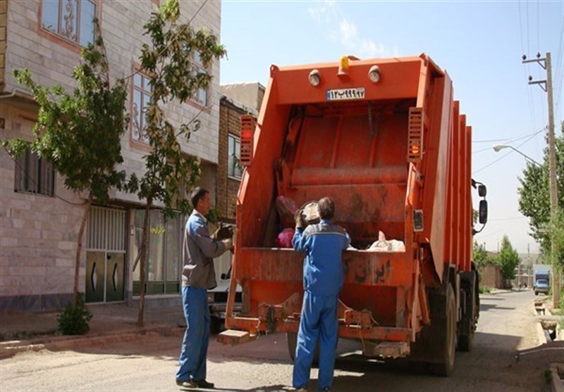 5000 کامیون جمع‌آوری زباله‌ با سن بالای 35 سال در تهران تردد دارند