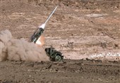 شلیک موشک بدر به مواضع مزدوران سعودی در میدی یمن