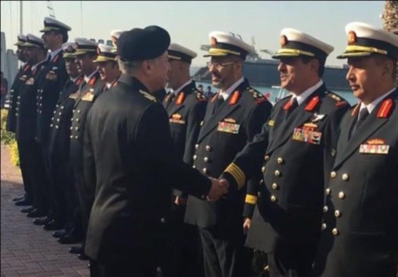 پاک بحریہ کے سربراہ کا بحرین کی بحری افواج کے ہیڈ کوارٹرزکا دورہ