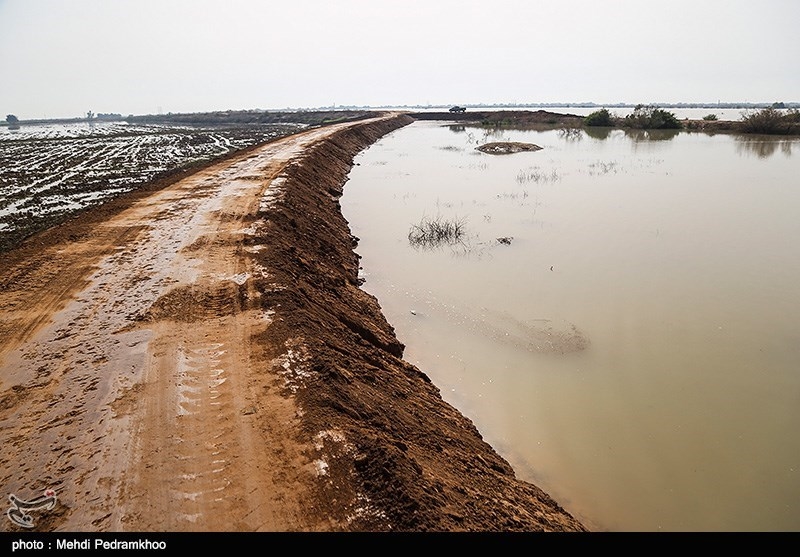 خوزستان| رسیدگی به جاده های روستایی تخریب شده حاشیه رودخانه دز + فیلم