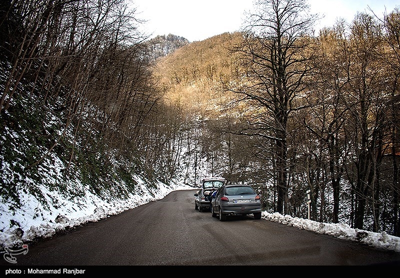 محورهای شریانی استان مازندران پوشیده از برف است