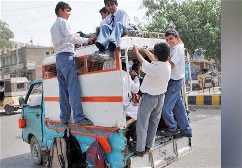 کراچی: اسکول اورکالجز کے وین ڈرائیورزنےغیرمعینہ مدت تک ہڑتال کردی