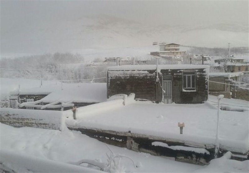 لرستان|21 هزار روستایی همچنان در محاصره برف؛ تلاش برای ایجاد راه ارتباطی جدید