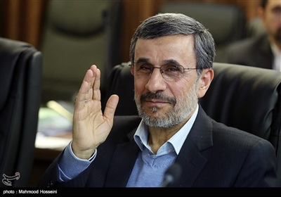 محمود احمدی نژاد در جلسه مجمع تشخیص مصلحت نظام
