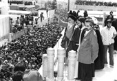 گزارش: حضور دوباره امام خمینی در «مبدأ مبارزه»/ وقتی &quot;قمی‌ها&quot; هموطن امام شدند