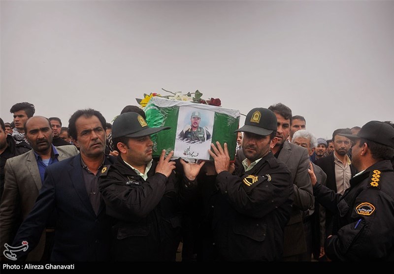 خوزستان| مراسم تشییع پیکر شهید امنیت «رفیعی» در روستای عبدلیه رامشیر+تصاویر