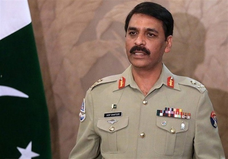 پاک افغان بارڈر پرباڑ لگانے سے حملوں کا سلسلہ رُک گیا ہے: میجر جنرل آصف غفور