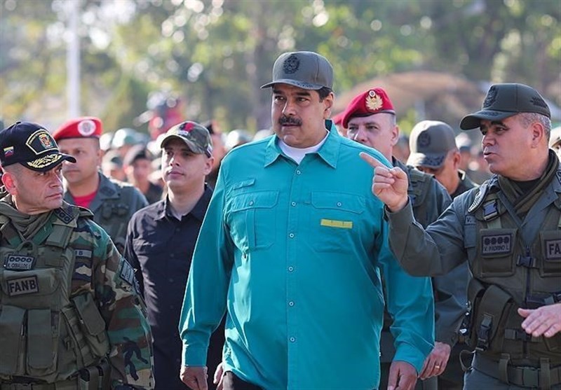 Maduro Calls on Army to Maintain &apos;Unity, Discipline&apos;