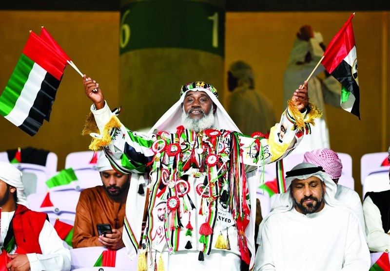 اقدام پیشگیرانه اماراتی‌ها برای حضور هواداران قطر؛ 15 هزار بلیت رایگان توزیع شد