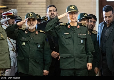 Iran Exhibits Military Achievements