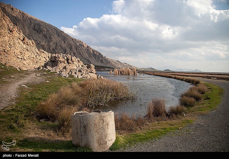 استان کرمانشاه بیش از 100 سراب و تالاب دارد