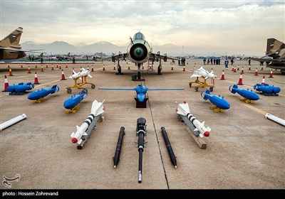 نمایشگاه دستاوردهای هوایی نیروهای مسلح در پایگاه یکم شکاری ترابری شهید لشکری تهران