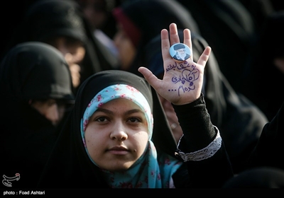 همایش دختران انقلاب