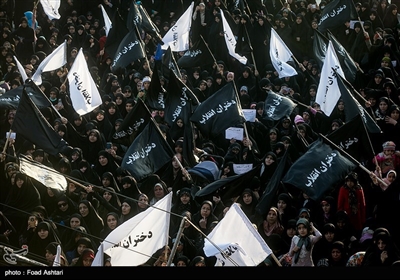 همایش دختران انقلاب