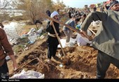 ‌امداد‌‌رسانی قرارگاه جهادی فرمان حضرت امام(ره) به مناطق سیل زده خوزستان + تصویر ‌