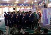 سرود 1000 نفری بچه‌های مسجد ویژه دهه فجر در بوشهر اجرا شد+فیلم