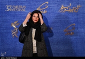 طناز طباطبایی بازیگر فیلم طلا در سی‌وهفتمین جشنواره فیلم فجر 