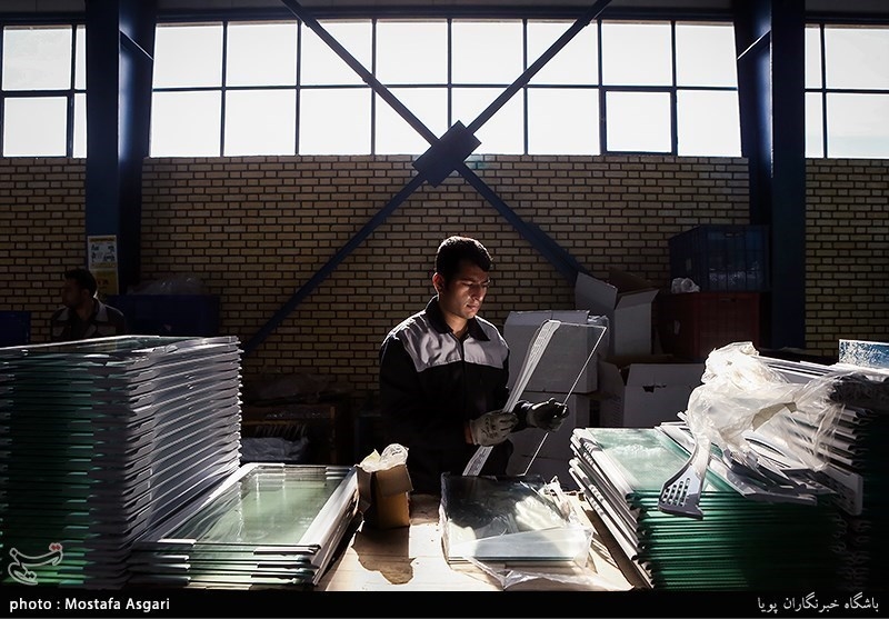 رئیس اتاق استان کرمان: بانک‌ها صنایع کوچک را زیاد نمی‌بینند