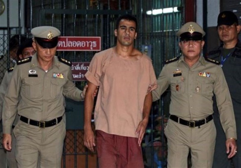 Refugee Pleads for Thailand to Not Send Him to Bahrain