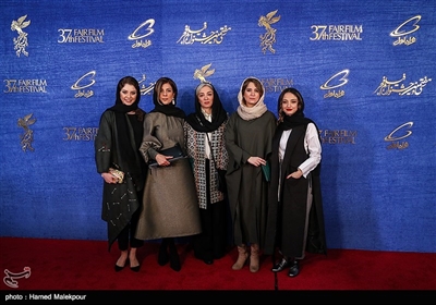 بازیگران فیلم جمشیدیه در سی‌وهفتمین جشنواره فیلم فجر 