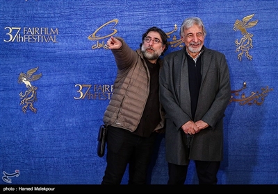 محمدصادق آذین و فردین خلعتبری تهیه‌کنندگان فیلم جمشیدیه در سی‌وهفتمین جشنواره فیلم فجر 
