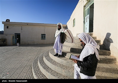  علت ساخت و بنای مدرسه، اشتیاق مردم به یادگیری علوم قرآنی بوده است.