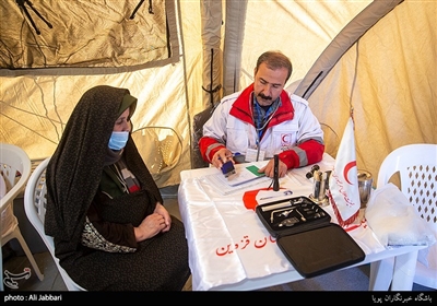 برگزاری مانور بهداشت و درمان اضطراری هلال احمر در بوئین زهرا