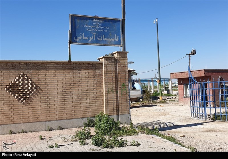 خوزستان|منازل تعاونی شهرداری بندرامام‌(ره) در حال تخریب است+فیلم