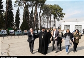 حضور خانواده معظم شهدای ارمنی، کلیمی، زرتشتی و آشوری در آرامستان زرتشتیان تهران